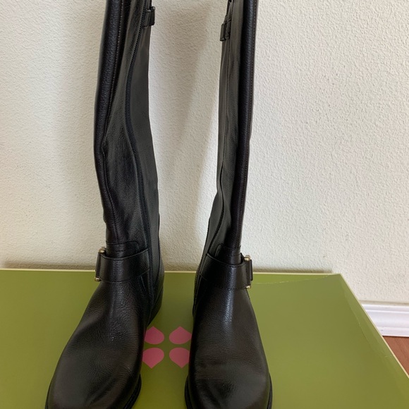 Jersey Black leather boots